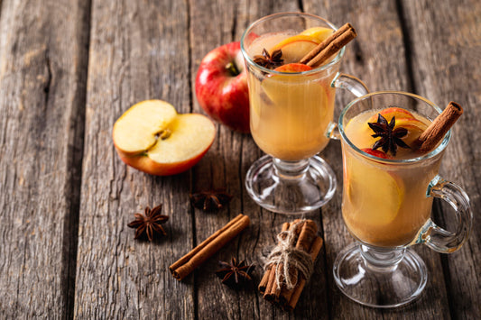 Apple Cider Cocktail with Cinnamon